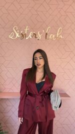 Tailleur Elegant bordeaux - immagine 4